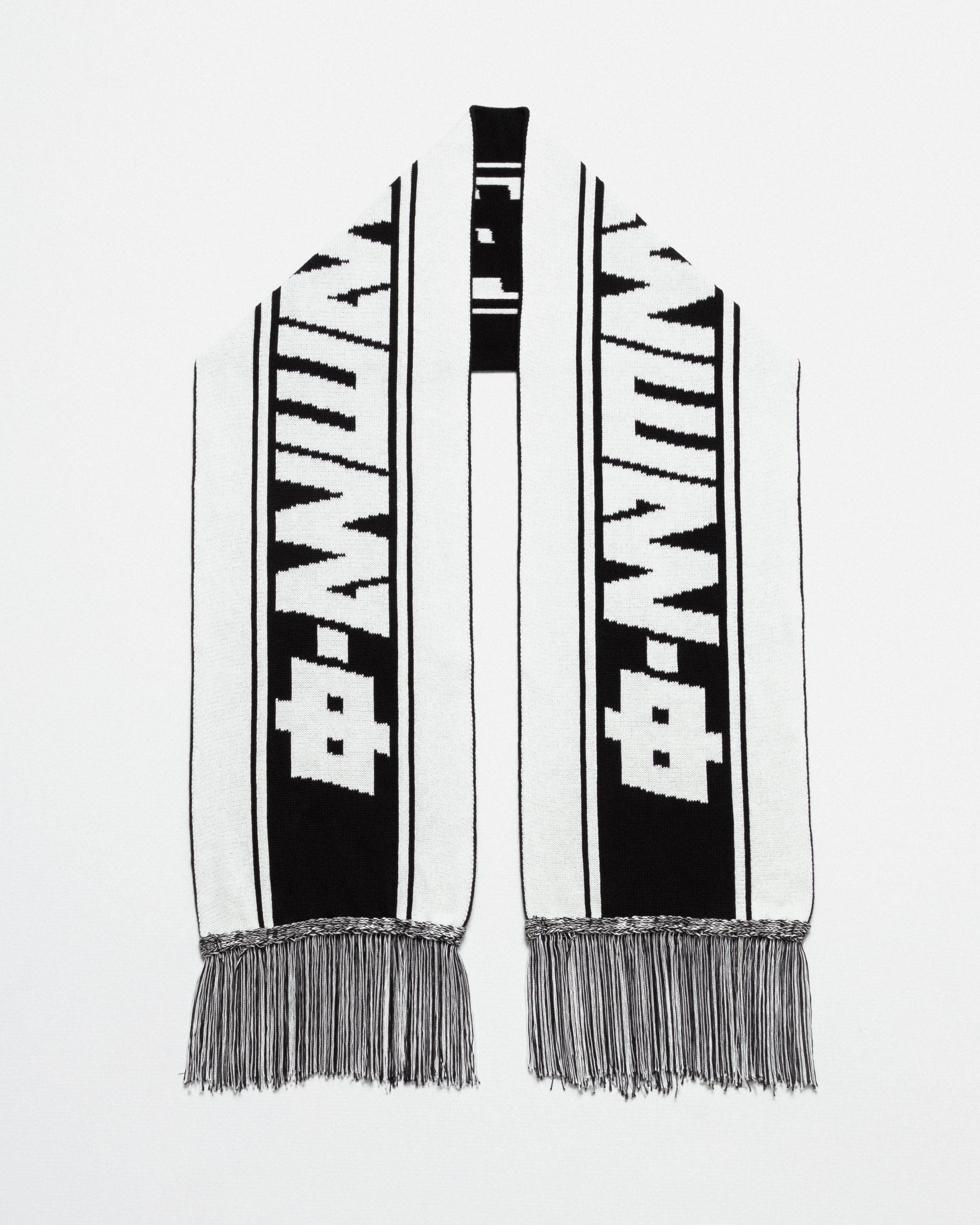 Soccer Scarf - Black/White
