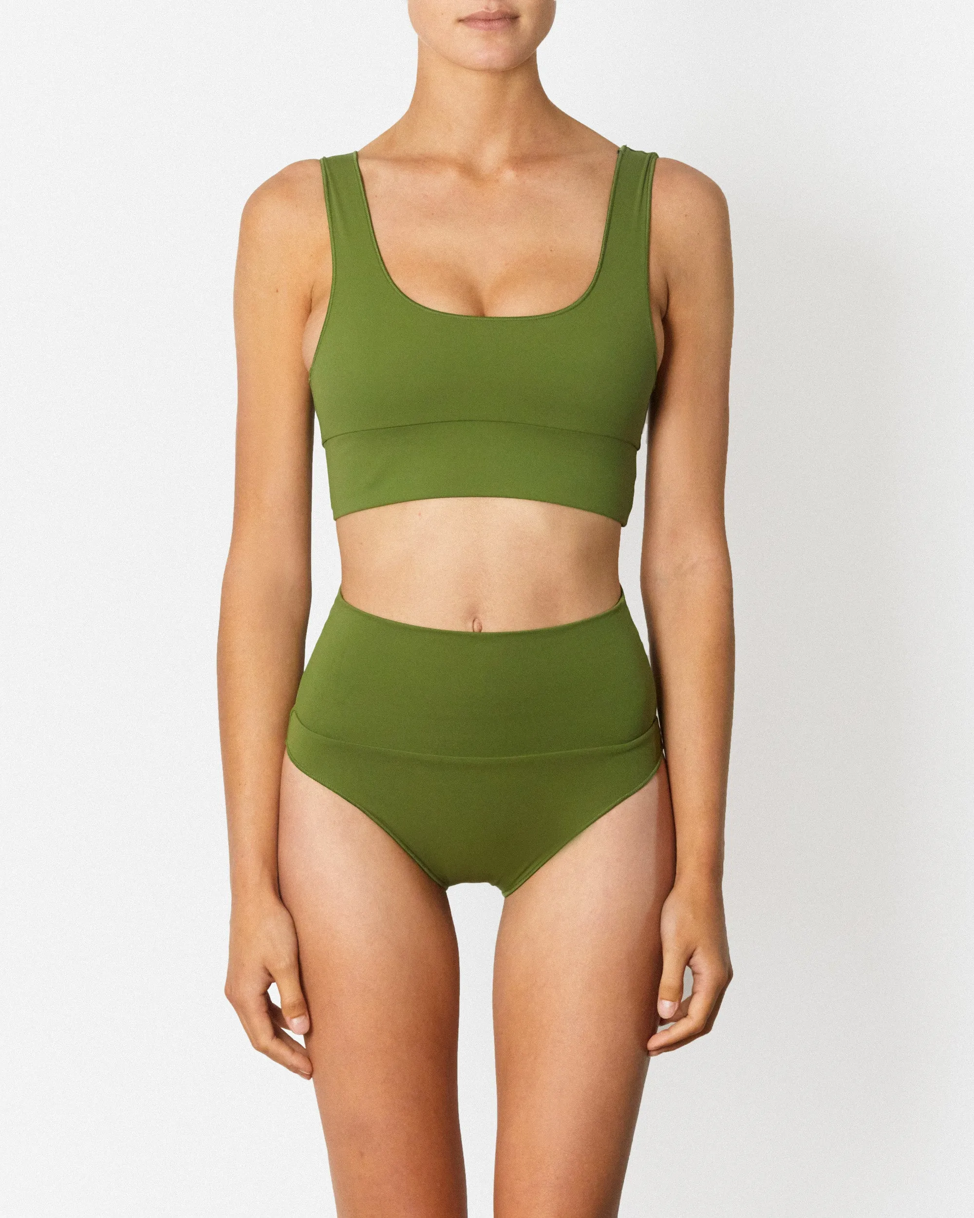 The Contour Crop Top - Pesto