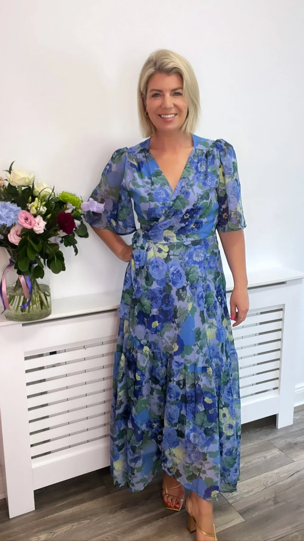 THE NORA FLUTTER SLEEVE MAXI WRAP DRESS (BLUE)