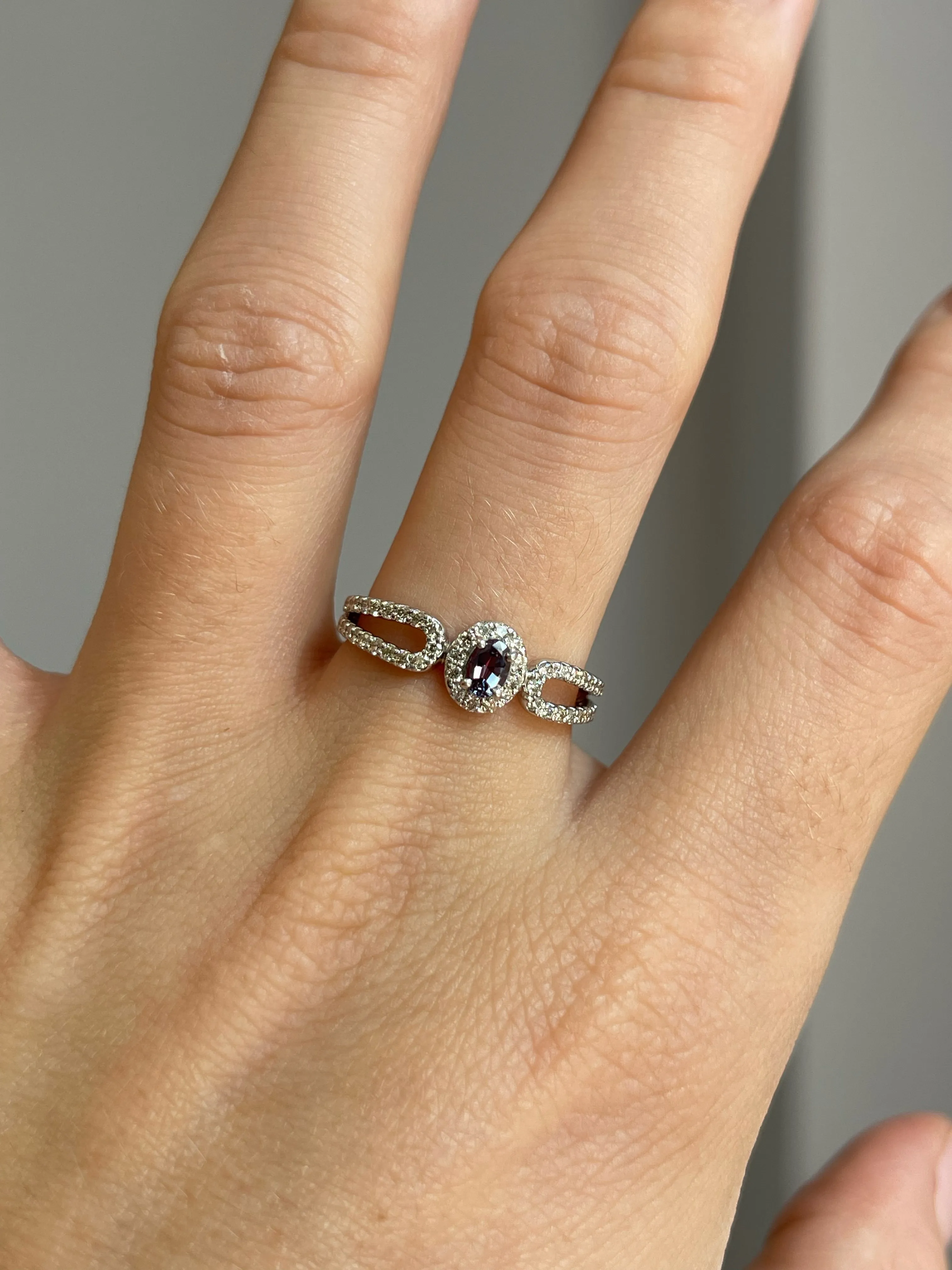 Timeless Elegance - Platinum Natural Alexandrite Ring